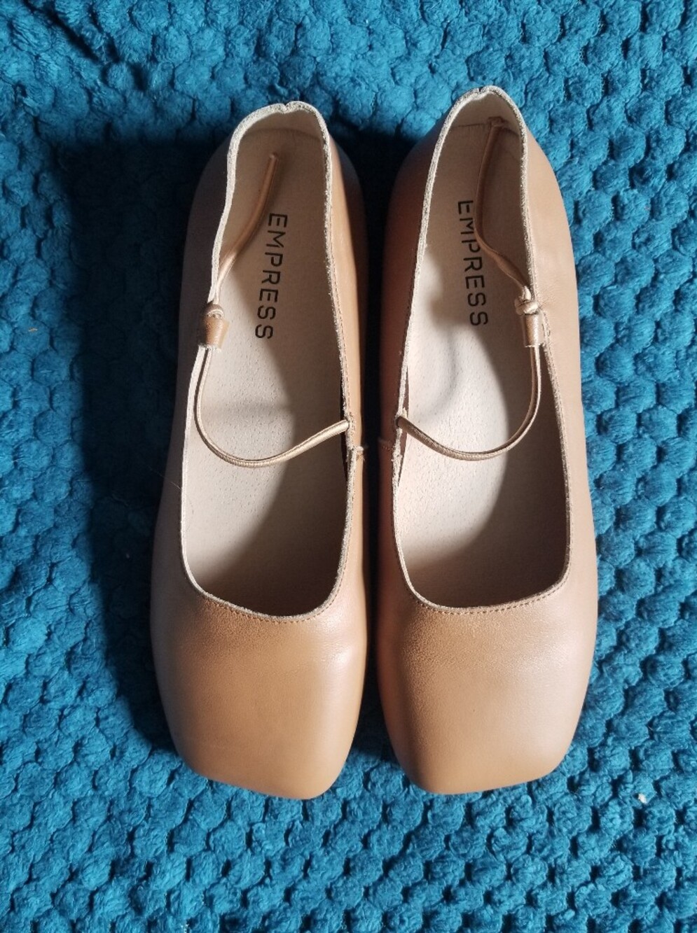 Empress Women's Tan Mary Jane Flats